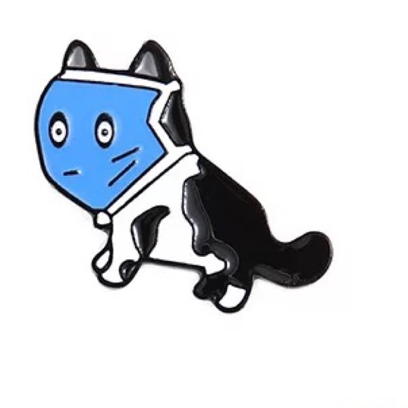 Silly Cat Mask Enamel Pin Dorky Kitten Facemask - Picture 4 of 10